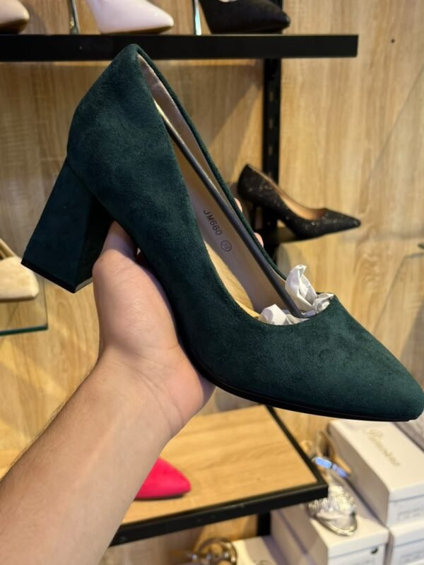 Talon en daim 660