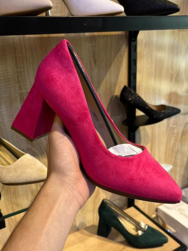 Talon en daim 660